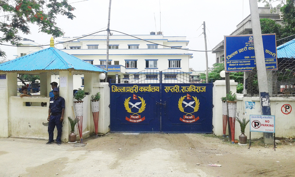 मोटरसाइकल चोरी घटनामा तीन युवक पक्राउ